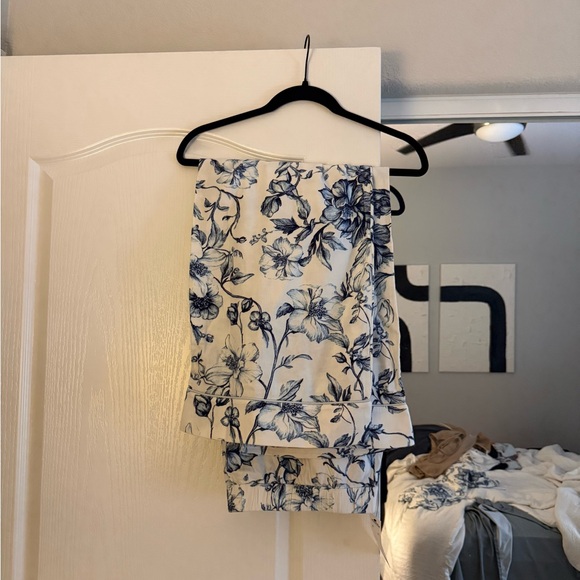 Nordstrom Pajama Set - Picture 2 of 5